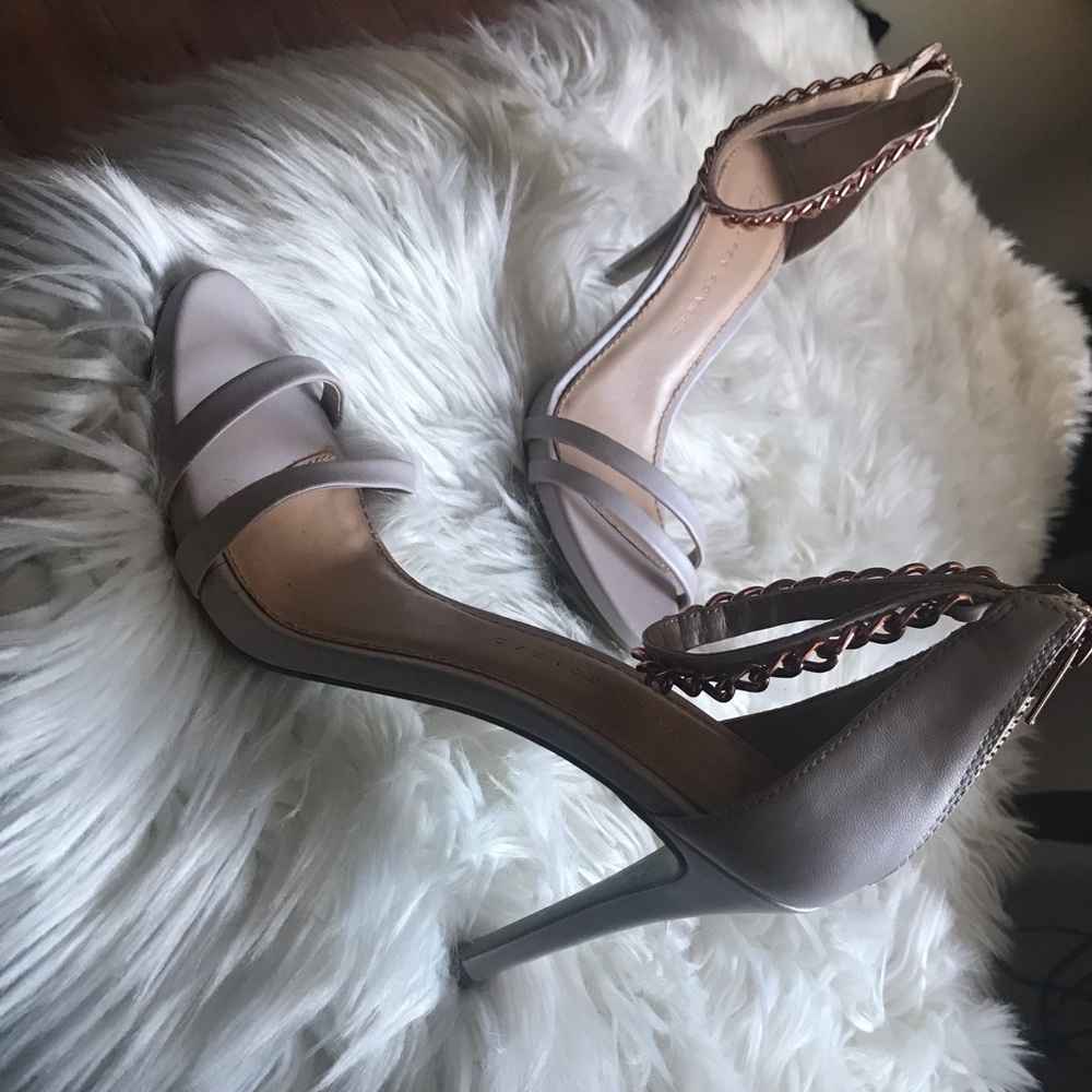 Lauren  Conrad Heels New